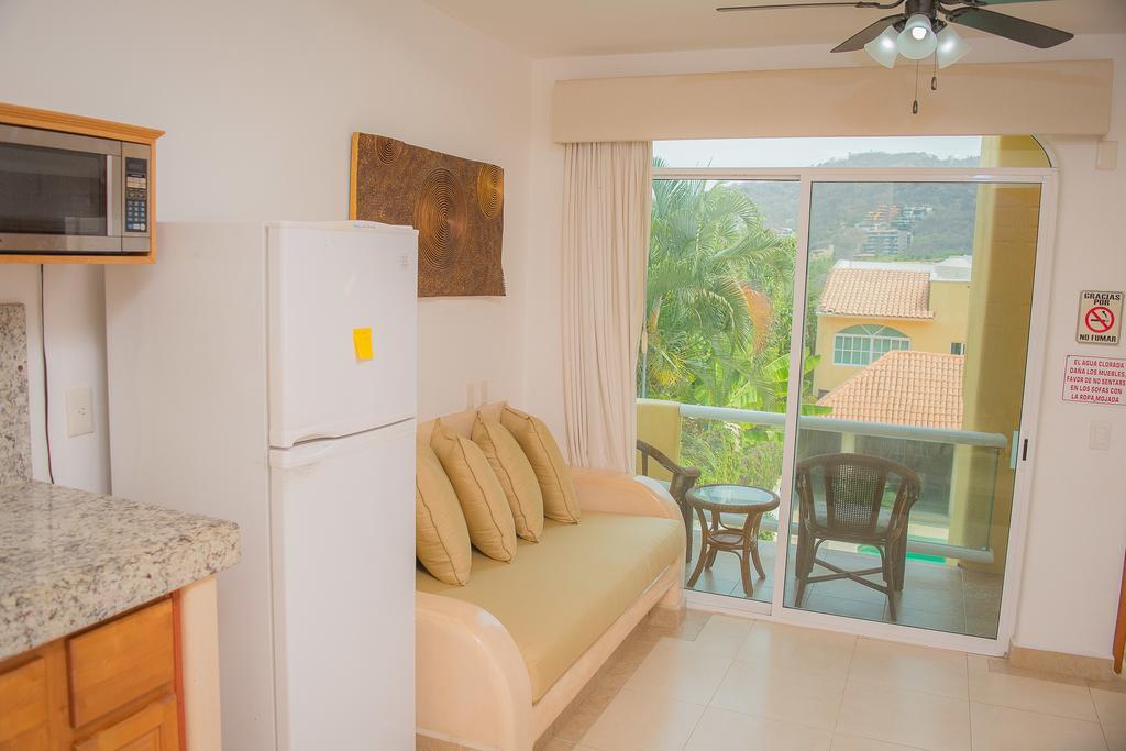 Bungalows Arena Dorada (Adults Only) Zihuatanejo Exterior photo